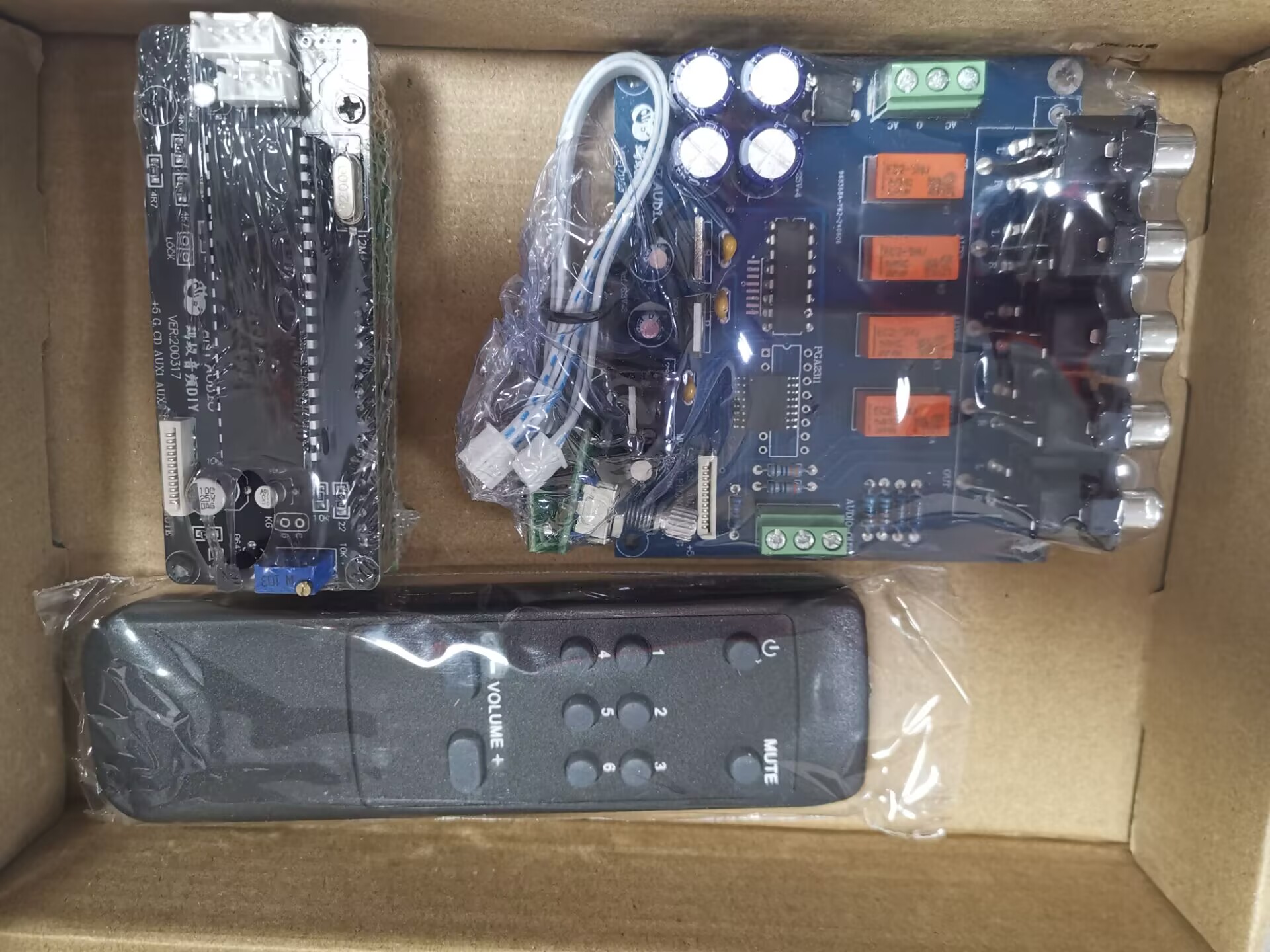 Relay Module 1 Channel - ไฮไฟรีโมทคอนโทรลควบคุมระดับเสียงชุด Pre Fever Stage 4 ช่องแหล่งเสียงการสลับเสียงพร้อมหน่วยความจํา